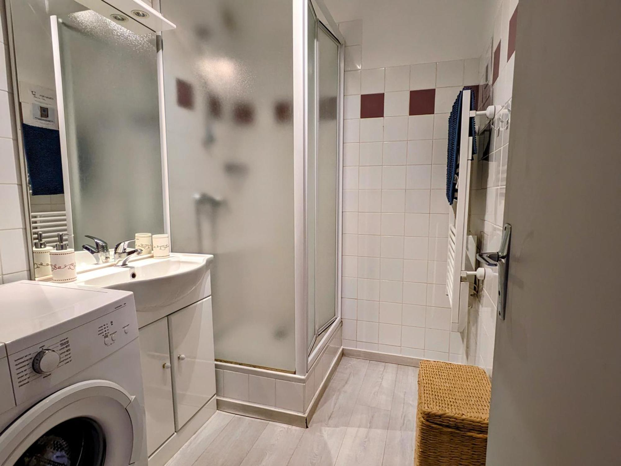Appartement Central Avec Parking, Terrasse Et Wifi Collioure Exterior photo