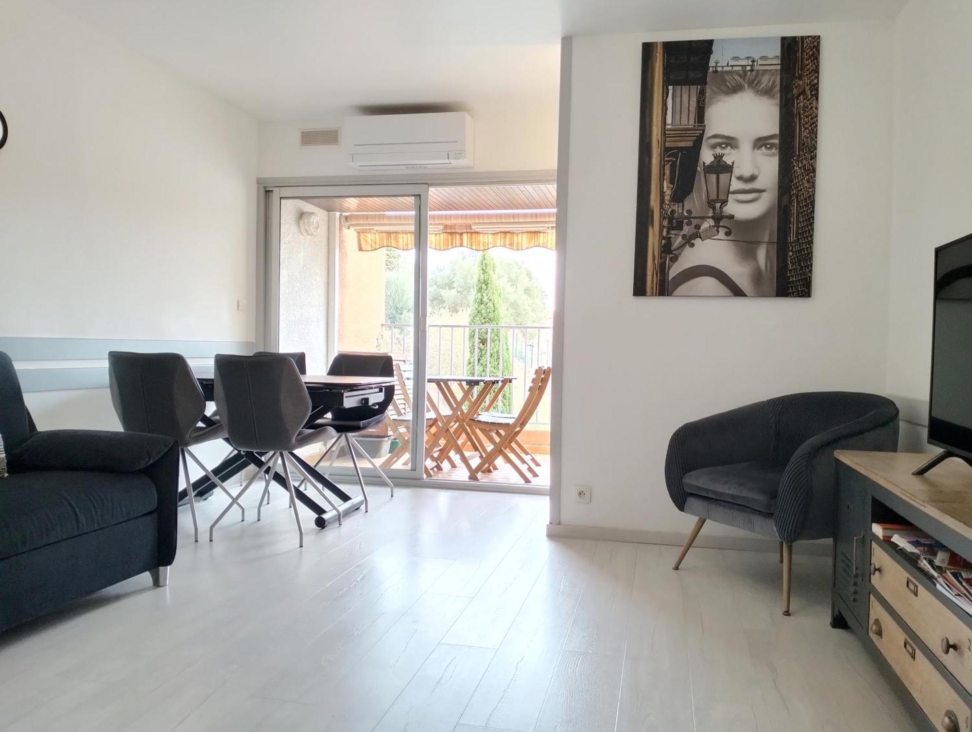 Appartement Central Avec Parking, Terrasse Et Wifi Collioure Exterior photo